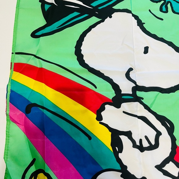 Snoopy St. Patrick's Day Vintage Rainbow Pot of Gold Shamrock Flag 41" x 29" - Picture 6 of 14